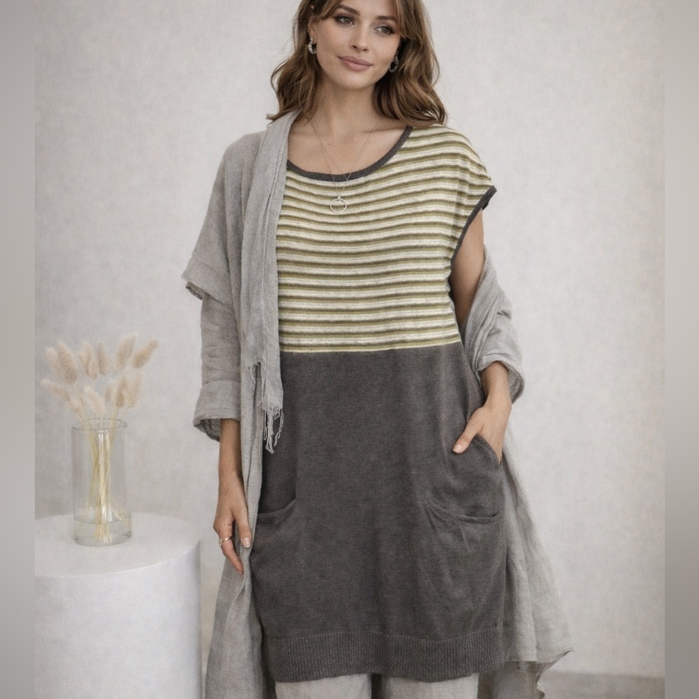 Sarah Pacini Striped Tunic Dress with Pockets light knit